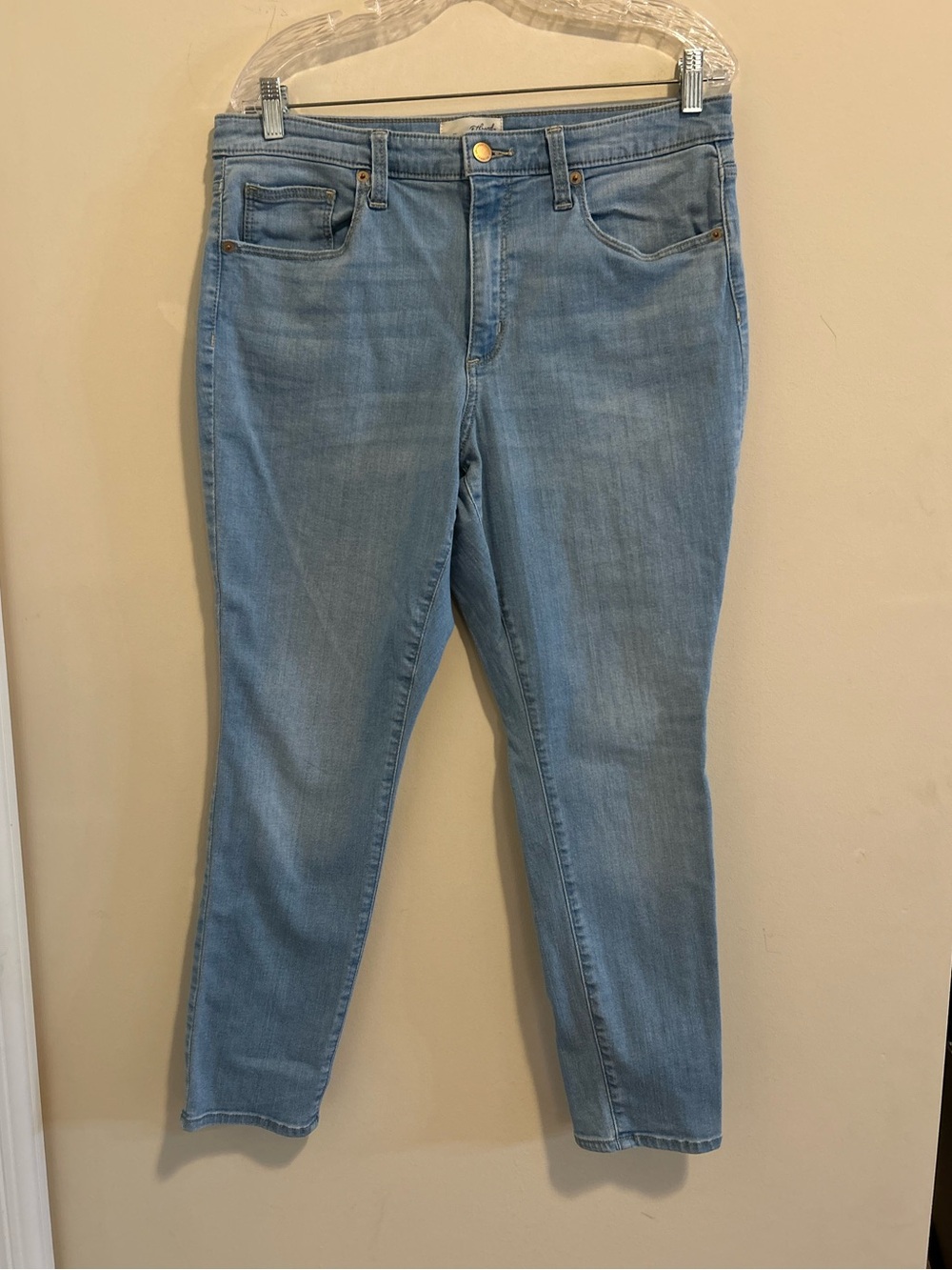 Universal Thread Light Blue High Rise Skinny‎ Jeans
